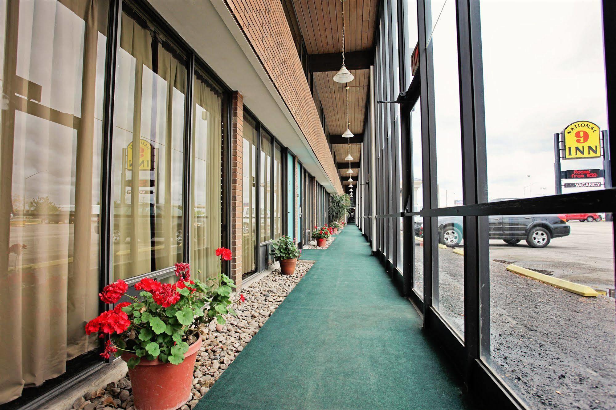 National 9 Inn Gillette Exterior photo